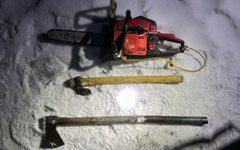 Percheziții la Lozna și Vârful …