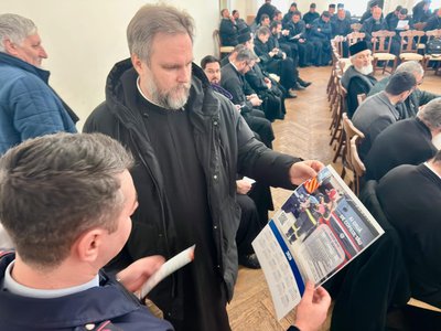 Preoții și pompierii, parteneri în …