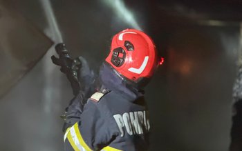 Incendiu violent izbucnit într-o gospodărie …