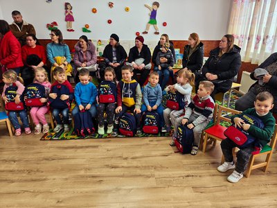 Un pas spre școală: Proiectul …