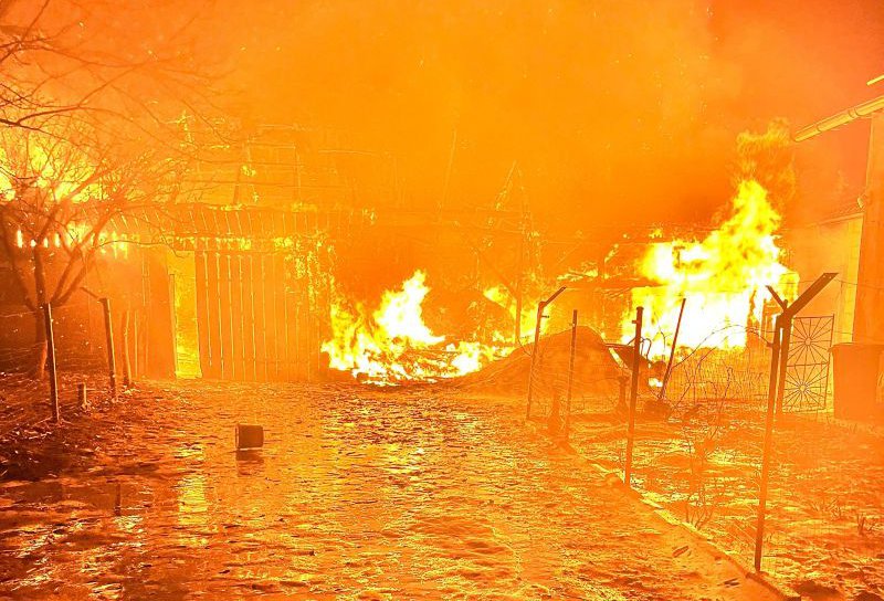 Incendiu violent produs într-o gospodărie din Horlăceni