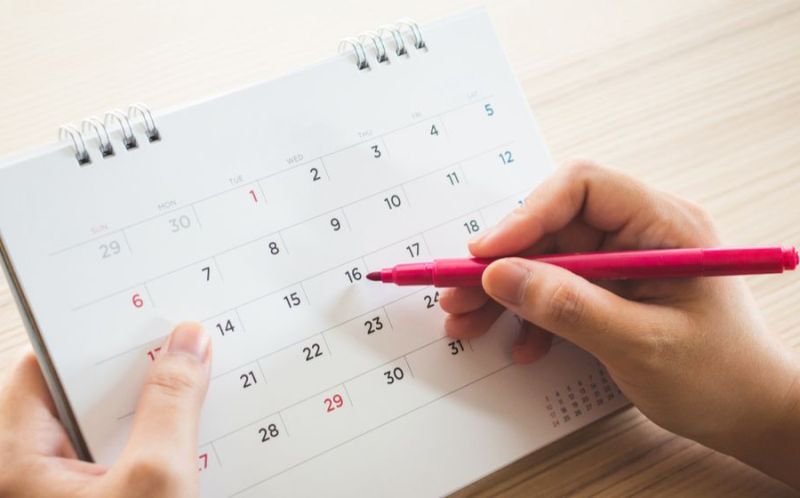 Un nou tip de concediu în România. Se vor acorda 10 zile libere plătite. Proiect în Parlament