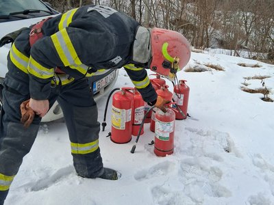 Incendiu la Dersca. Bunurile dintr-o …
