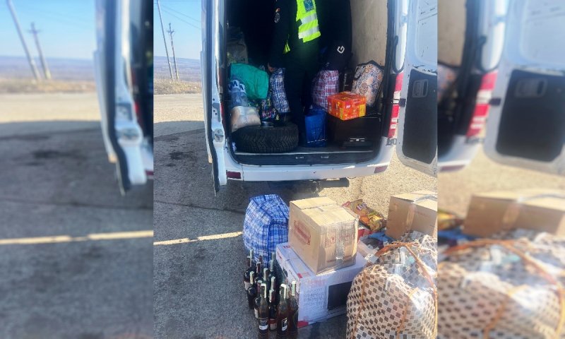 Surprize la controlul polițiștilor de frontieră: portbagaj plin cu coniac fără documente