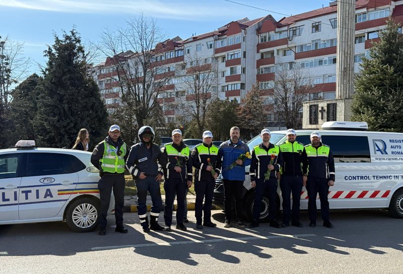 Gest de apreciere în trafic oferit de polițiștii botoșăneni