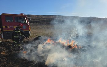Incendiu produs la Șendriceni. Furajele …