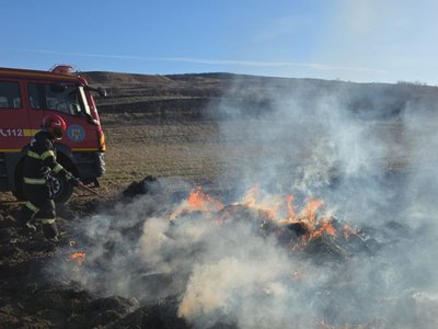 Incendiu produs la Șendriceni. Furajele …