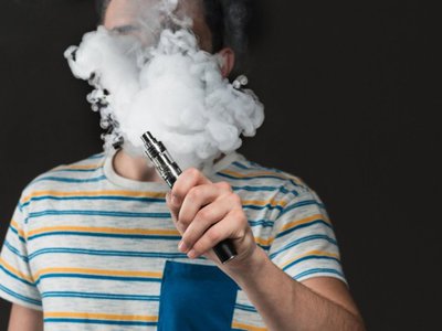 Legea care interzice minorilor să …