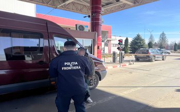 Carte de identitate falsă, descoperită …