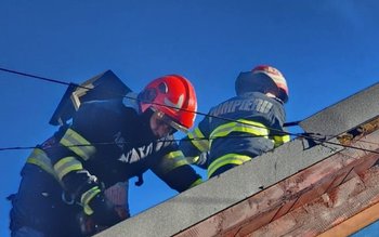 Casă salvată de la incendiu …