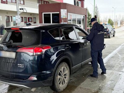 Asigurare falsă prezentată drept autentică …