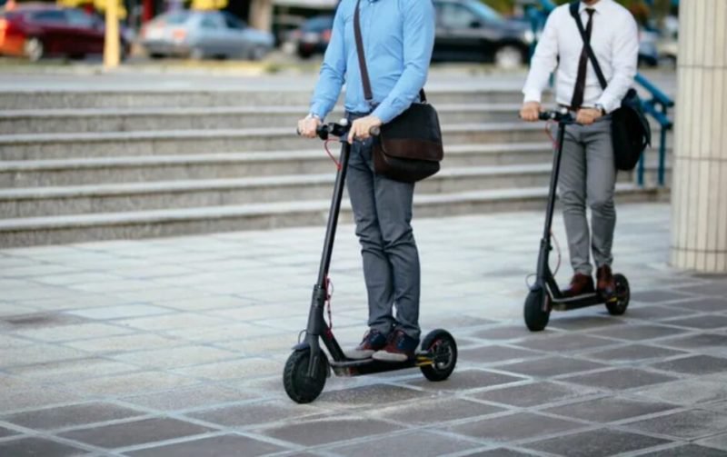 Trotinetele electrice vor fi înmatriculate din 16 mai. Vezi în ce stat european se va aplica această regulă
