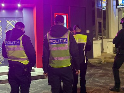 Femeie reținută pentru 24 de …