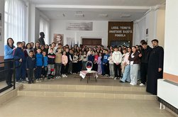 Ceară, culoare și tradiție: elevii …