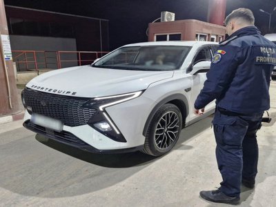 Mașină de 38.000 de euro, …