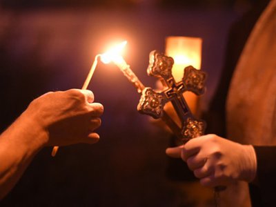 Va mai fi adusă Sfânta …