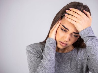 Durere de cap persistentă: Ce …