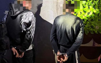 Doi tineri reținuți pentru lovire …