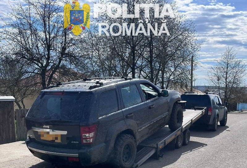 Braconieri treziți la șase dimineața de mascați