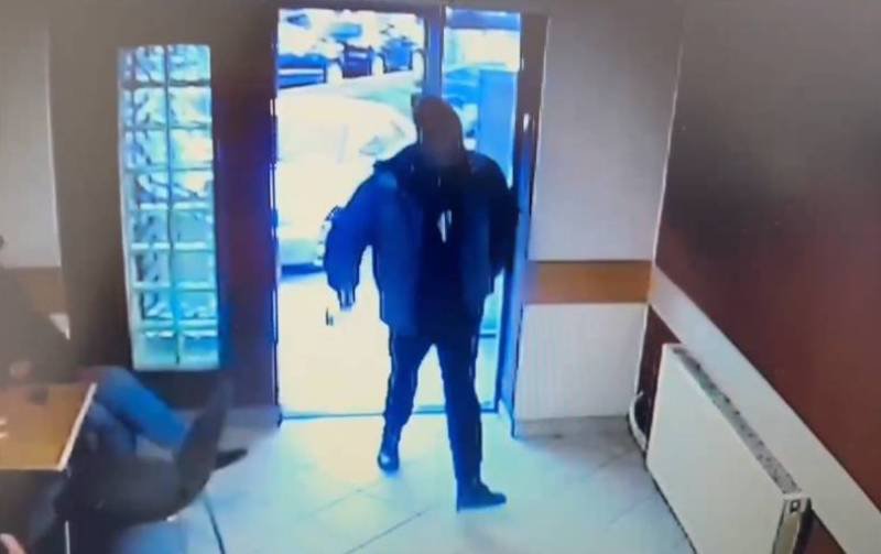 Bărbat din Dorohoi reținut pentru amenințare, tulburarea liniștii publice și folosirea de obiecte periculoase