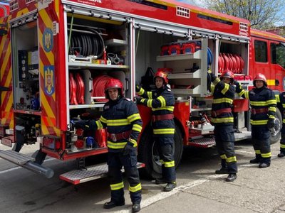 Pompierii vor fi la datorie, …