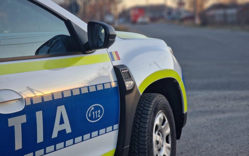 Bărbat reținut 24 de ore pentru conducerea unui vehicul fără permis de conducere