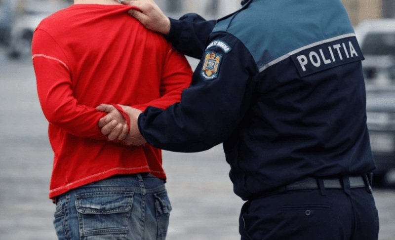 Tâlhărie în stația de transport: tânăr din Dorohoi arestat pentru 30 de zile