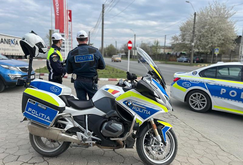 Recomandări privind traficul rutier pe două roți. Polițiștii prezenți în trafic pentru siguranța tuturor