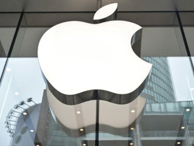 Un român angajat la un …