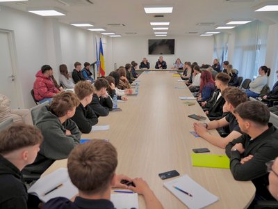 O nouă serie de voluntari …