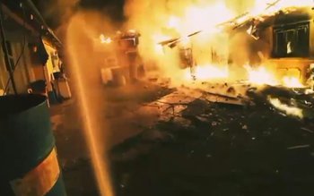 Incendiu violent. O casă și …