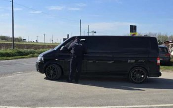Acțiune a polițiștilor la Darabani: …