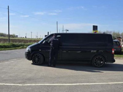 Acțiune a polițiștilor la Darabani: …