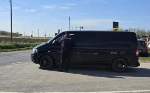 Acți…