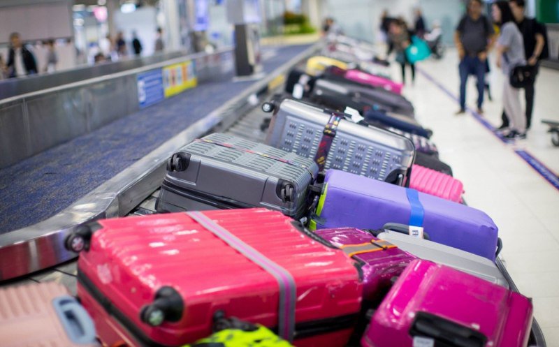 Ce poți face dacă ți-ai pierdut bagajul de avion. Despăgubiri pe care le poți primi