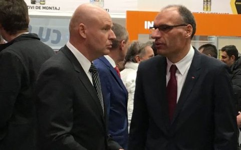 Fraț…
