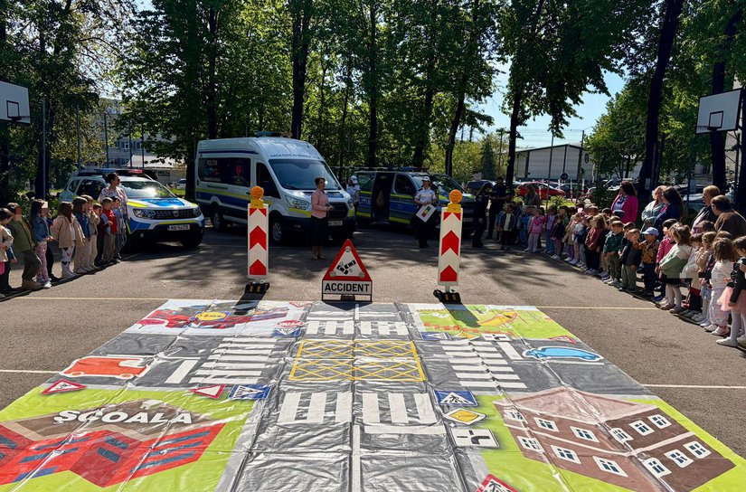 Activități de educație rutieră desfășurate de polițiști în rândul preșcolarilor