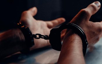Condamnat la 3 ani de …