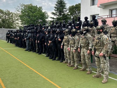 Forțe speciale din România, Ungaria …