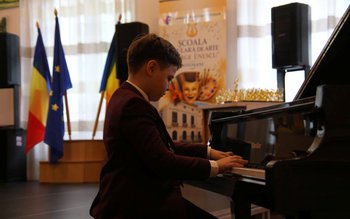 Festivalul – Concurs Național de …