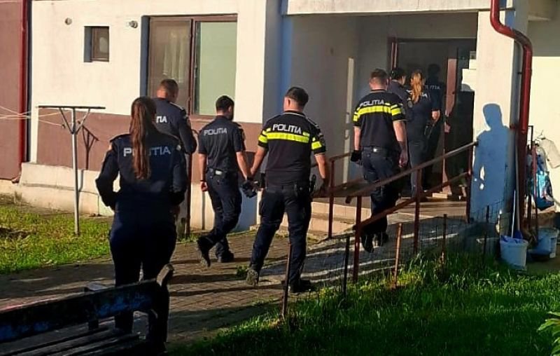 Razie de amploare a polițiștilor în zonele ANL Cișmea, strada Adrian Adamiu și Piața Centrală. O persoană care beneficia de locuință socială va fi evacuată