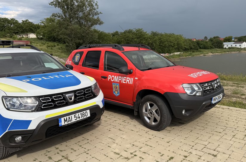 Băiat de 14 ani scos de pompieri din apele Iazului Polonic. A fost transportat la spital în curs de resuscitare