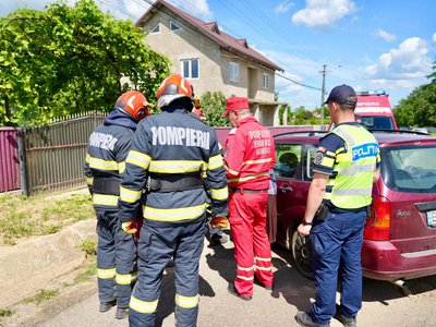 Accident între un autoturism și …
