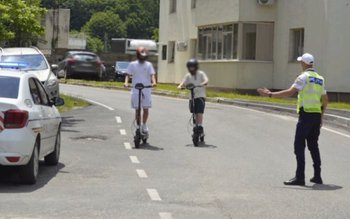 Utilizatorii de trotinete electrice, în …