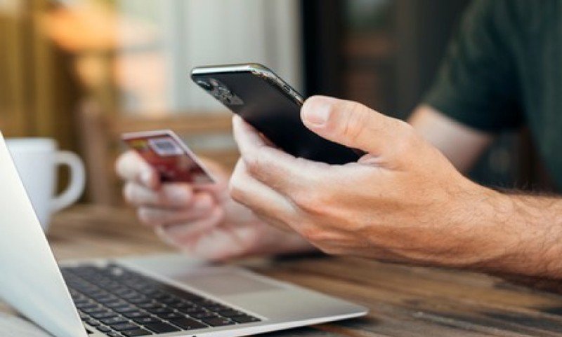 ANPC lansează un ghid pentru cumpărăturile online. Românii află cum pot evita fraudele, magazinele nesigure și practicile înșelătoare