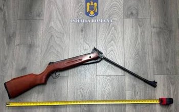Armă deținută ilegal, ridicată de …