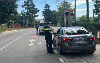 A ieșit cu mașina la …