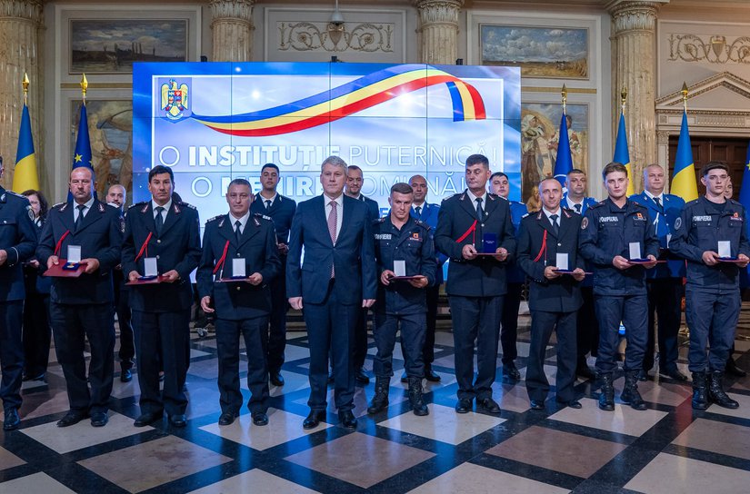 Un subofițer din cadrul ISU Botoșani, Garda de Intervenție Trușești, a primit Emblema de Onoare a MAI