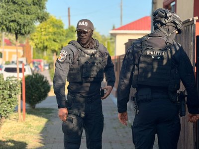 Percheziții desfășurate de polițiști la …
