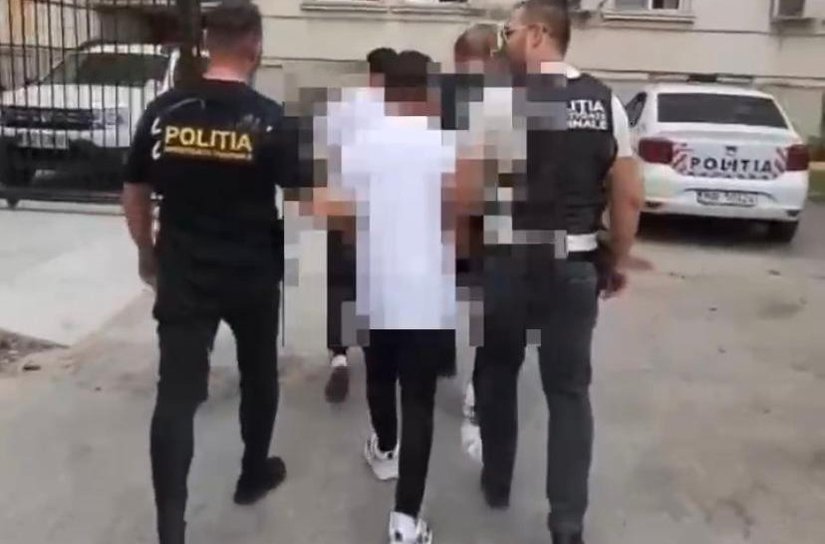 Doi tineri din Dorohoi arestați pentru 30 de zile. Vezi ce au făcut teribiliștii